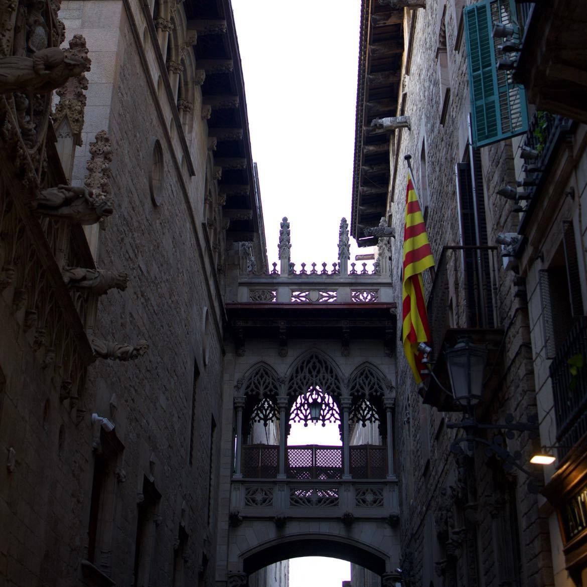 Pont del Bisbe - Gothic Quarter