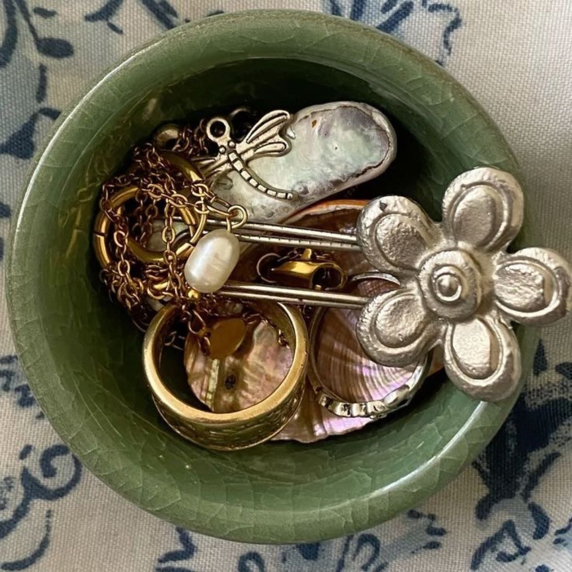 trinkets - little cute things