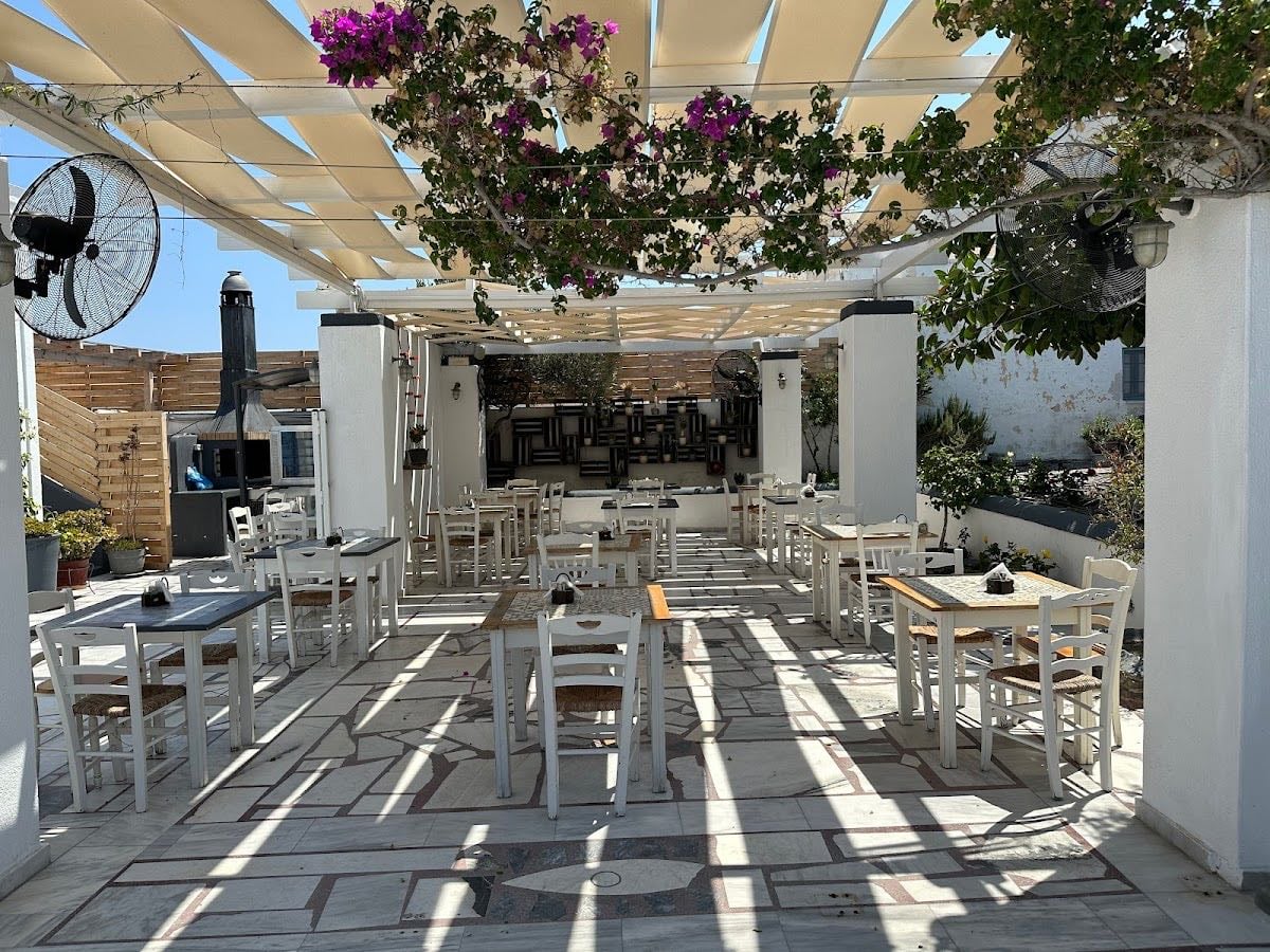 Laokasti Cook & Grill