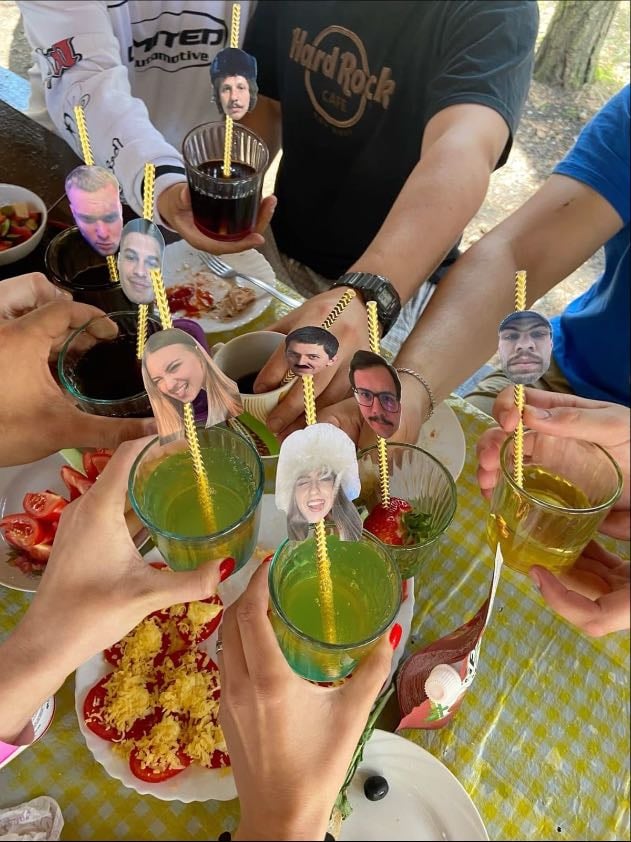 Straws with pics of each guest