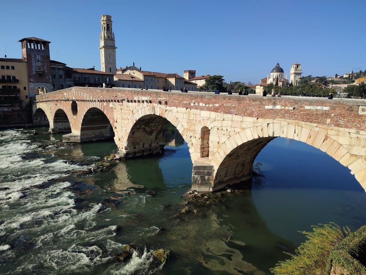 Puente de Piedra