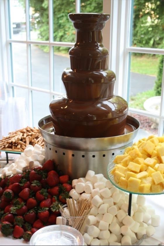 Chocolate fountain