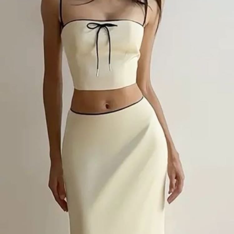 Set with long skirt