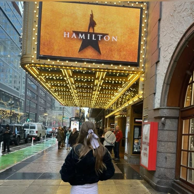 Watch Hamilton in broadway - New York