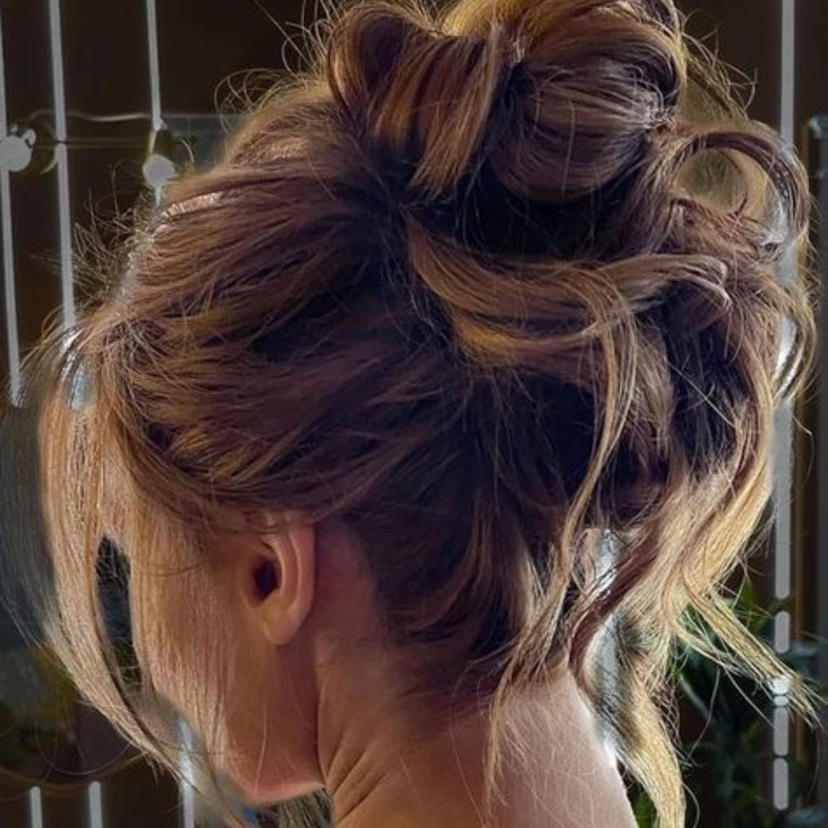 messy bun