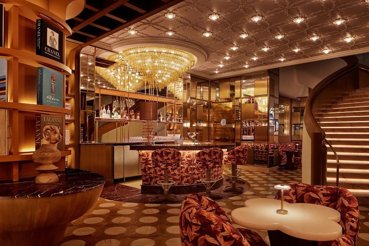 Red Room Bar
