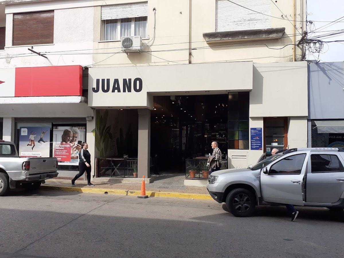 Juano - Sabores Urbanos - 4/10