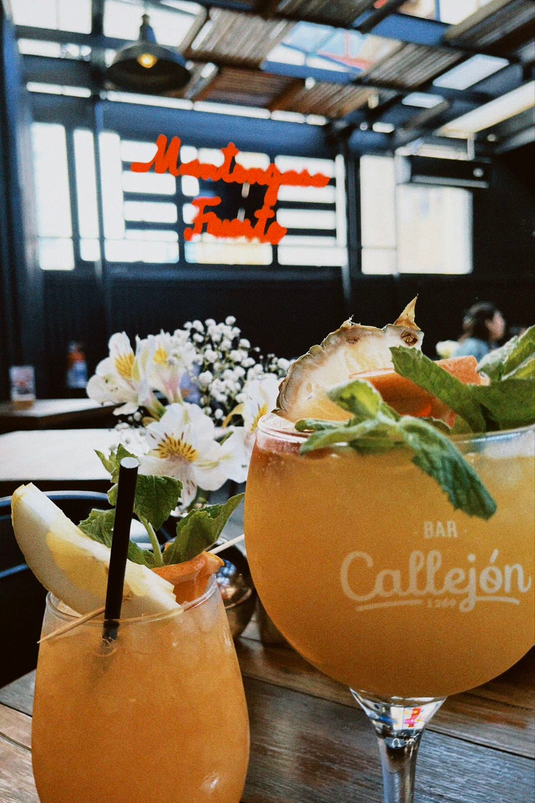 bar callejón