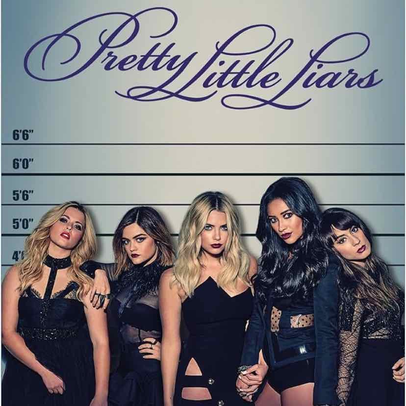 Pretty Little Liars - I. Marlene King · 2010