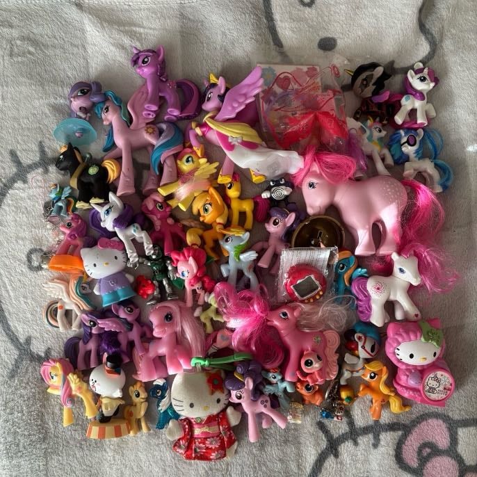 my little pony toys/trinkets