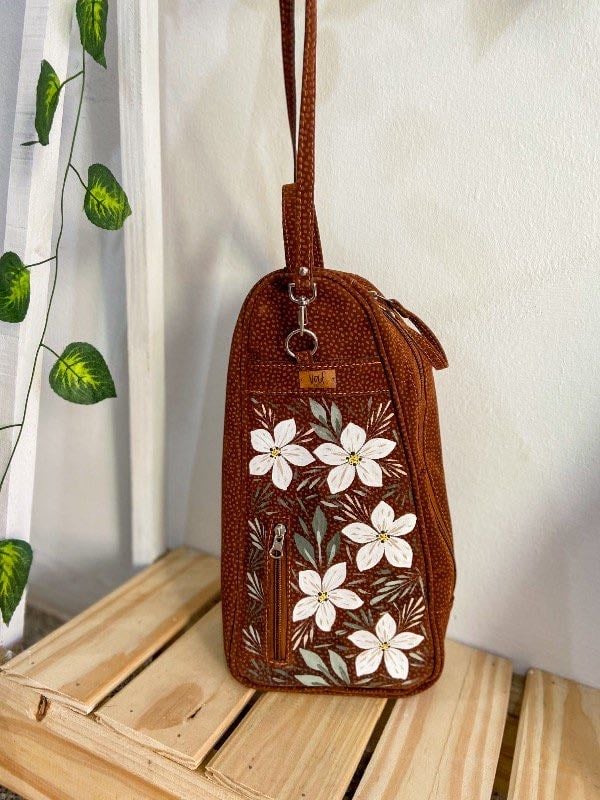 Bolso matero Símil carpincho - Logo