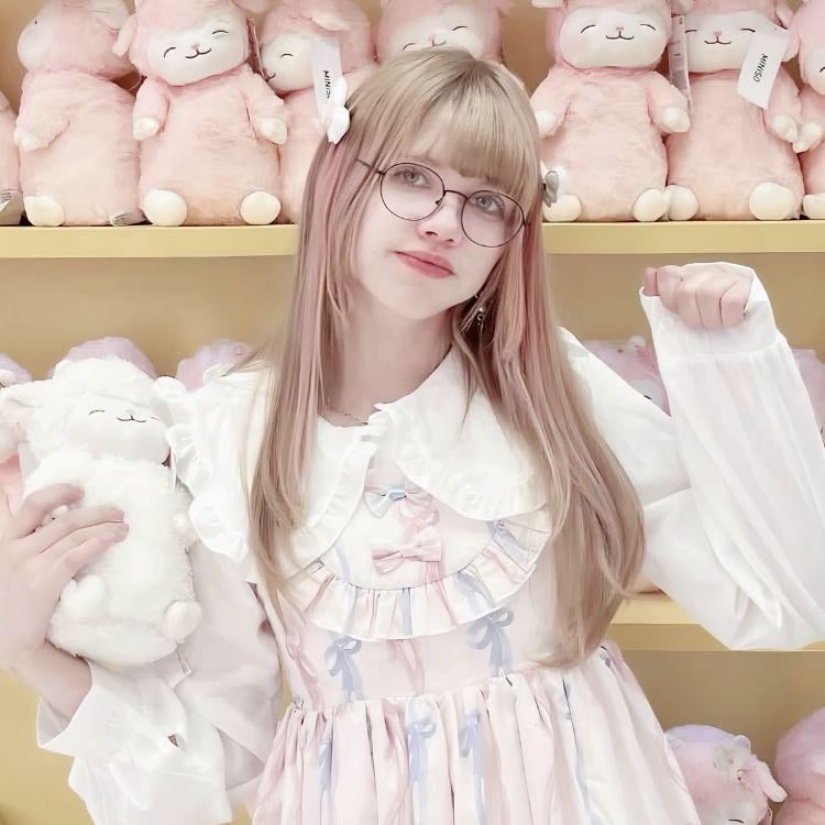 Lulu Bitto - Artista