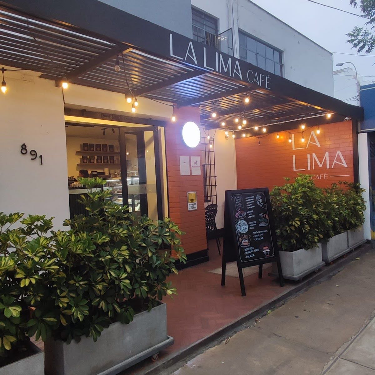 La Lima Café