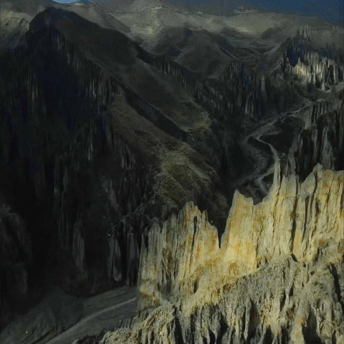 Valle De Las Animas - Camino de gigantes