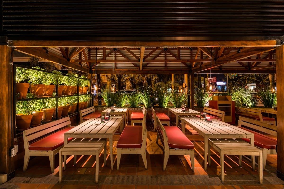 IT! Italy Ristorante & Café & Bar