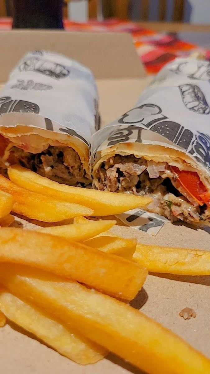 Tëbas Shawarma TakeAway