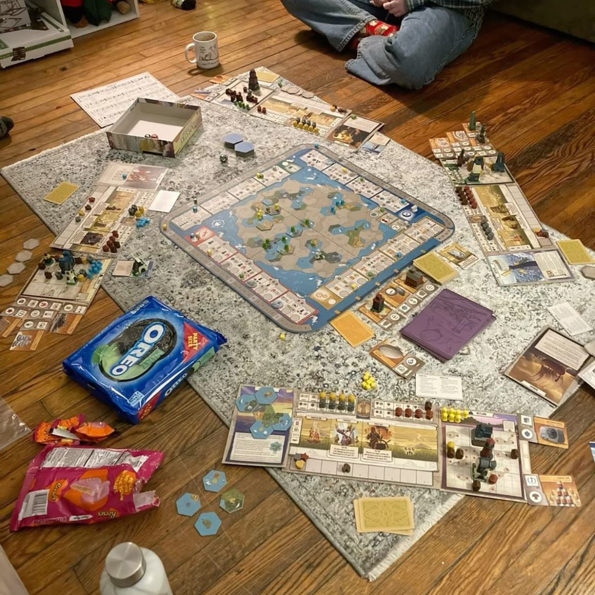 Board games ♟️ - Chess, scrabble, monopoly, checkers, etc.