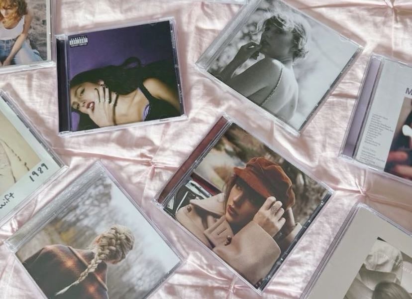 Cds wishlist - Music hypelist by Maria Elena Garcia