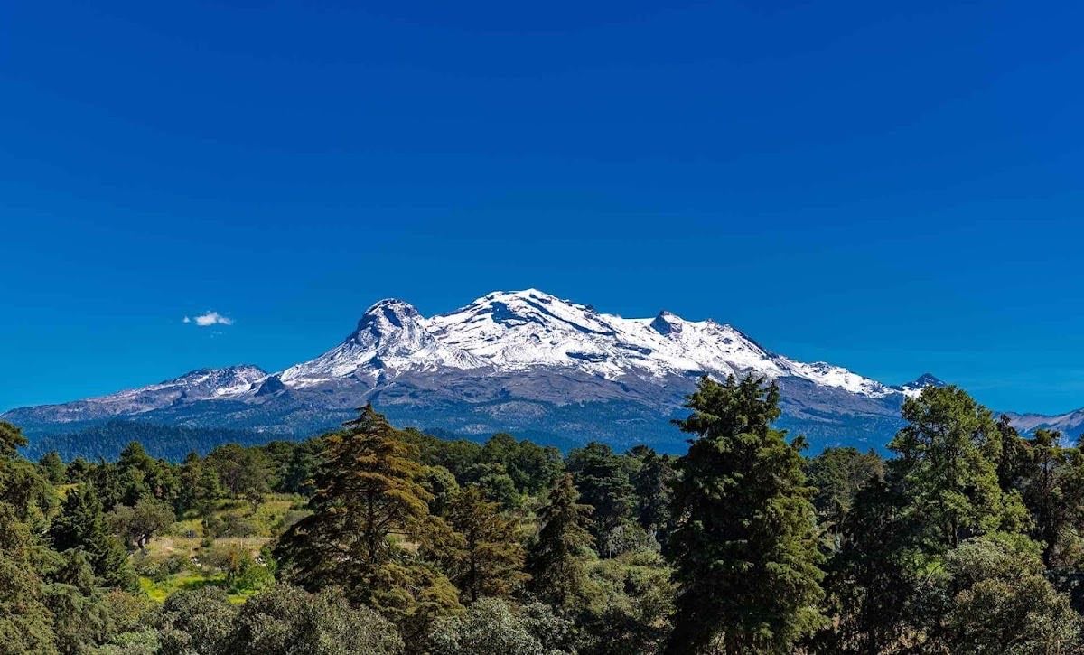 Iztaccihuatl