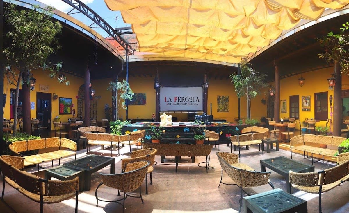 La Pérgola - Arte - Gastronomía -Cultura