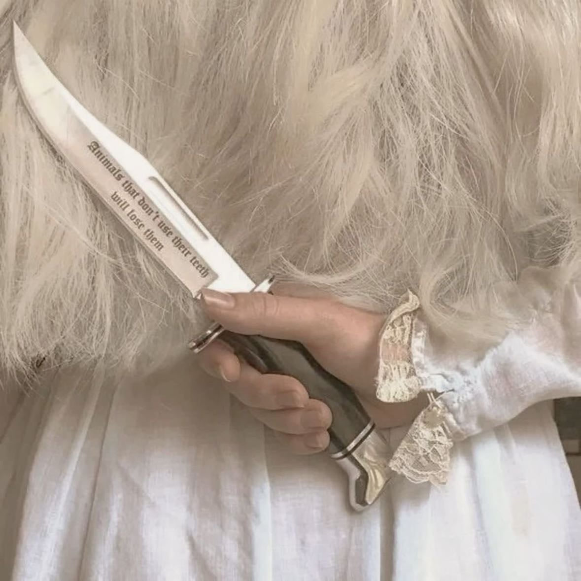 paedyn grey 💜🗡️ - fmc - powerless