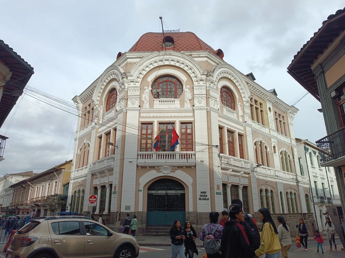 Museo del Pasillo.
