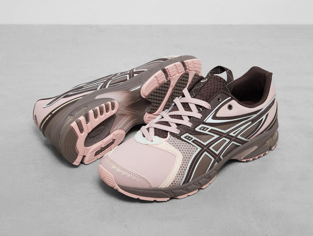 UB11-S GEL-DS TRAINER 14