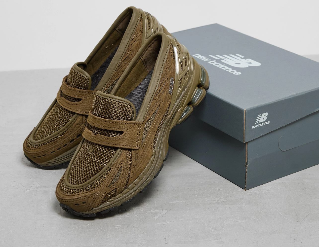 1906L LOAFERS, olive