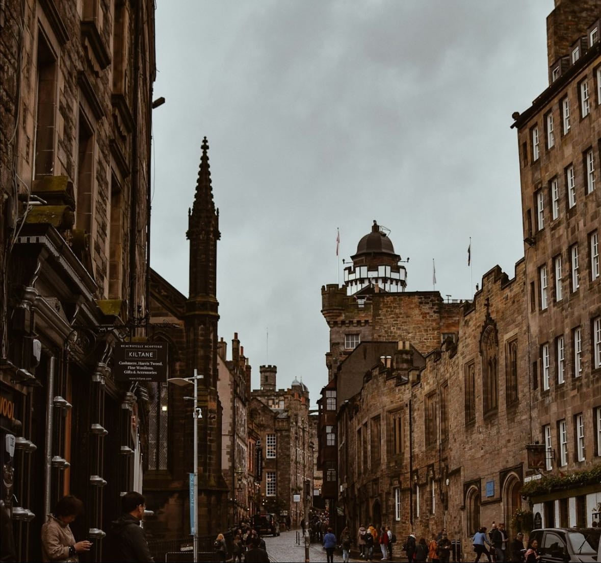 spots to visit in Edinburgh🍂