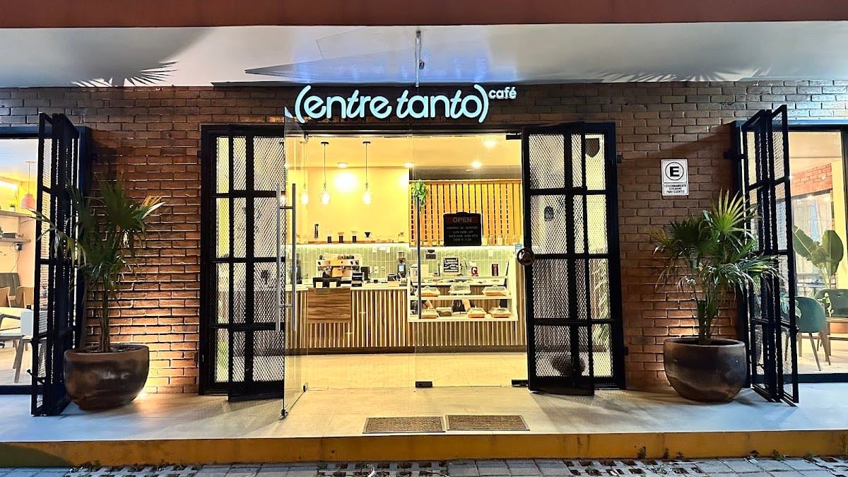 Entre Tanto Café