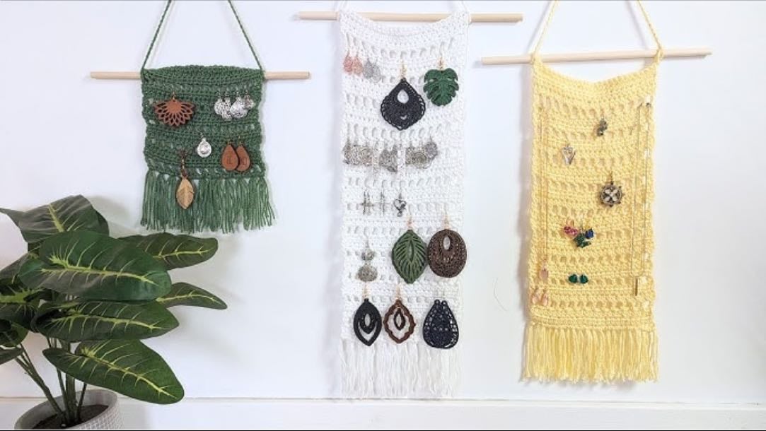 earring holder
