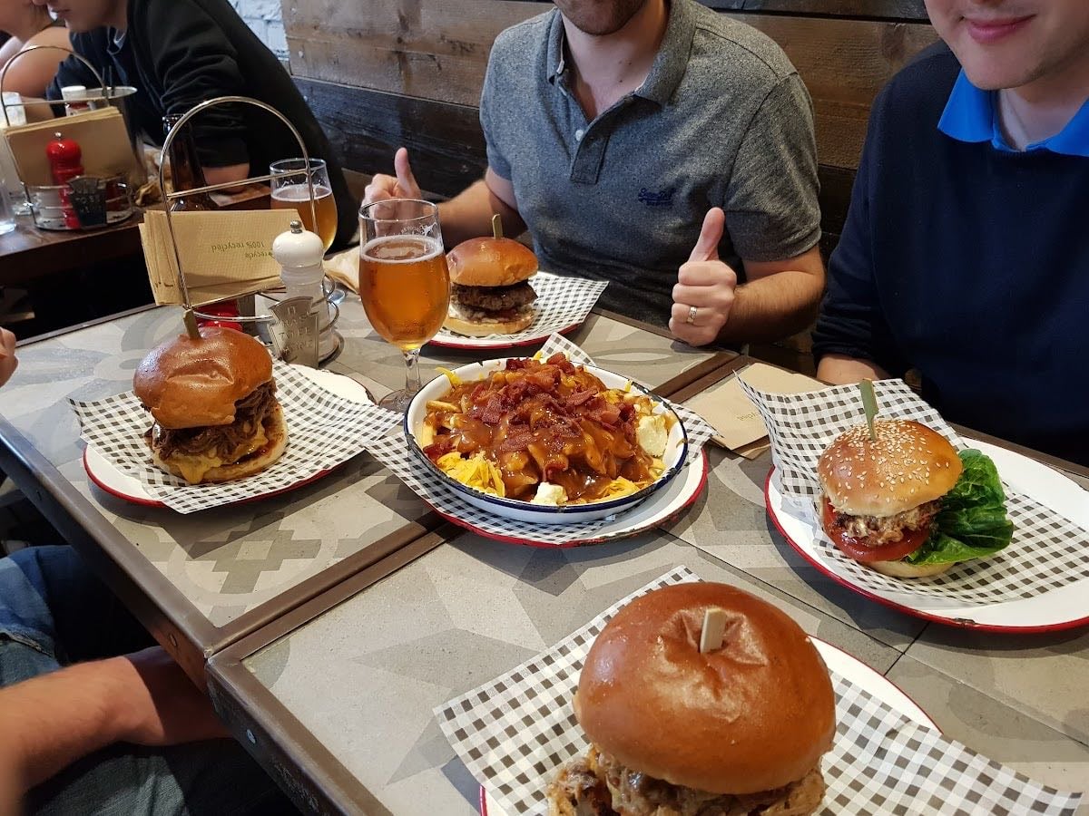 Bread Meats Bread - Best burgers ever