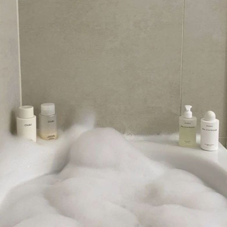 Take a bath - 8:00 pm
