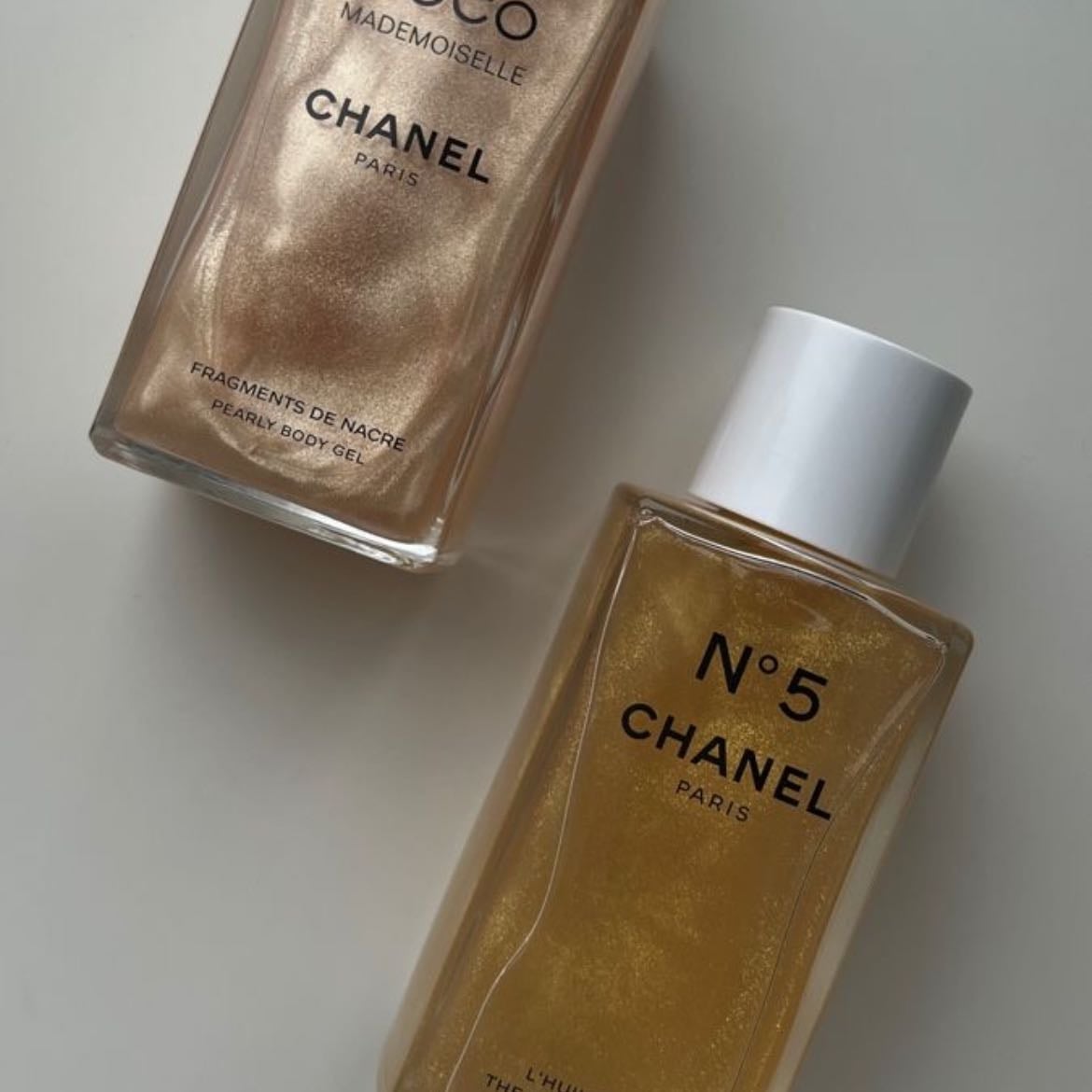 CHANEL Glow Body Oil - Para eventos o con tops de hombros descubiertos ⭐️