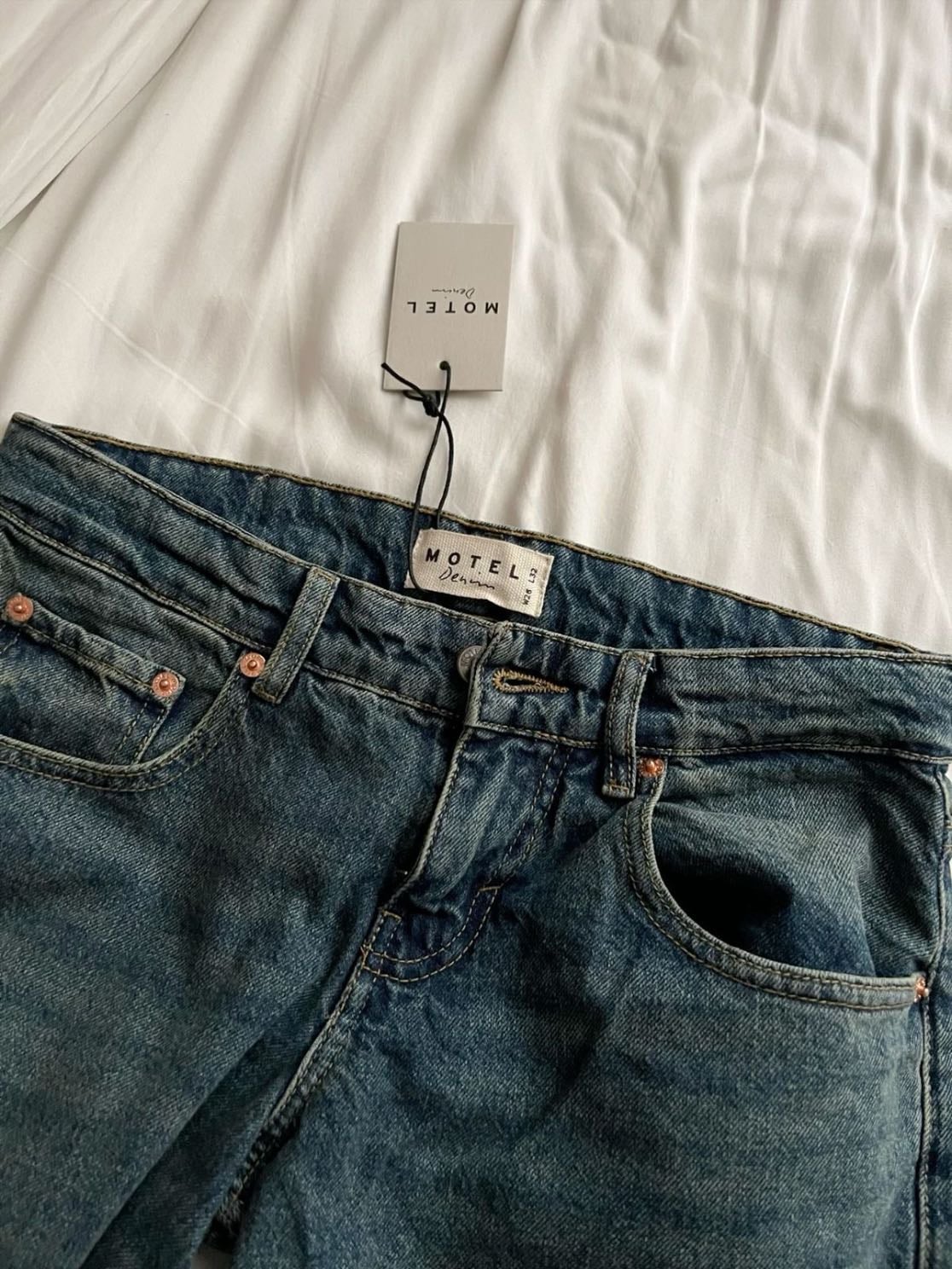 jeans ⁺˳✧༚ - i am a jeans eater yum