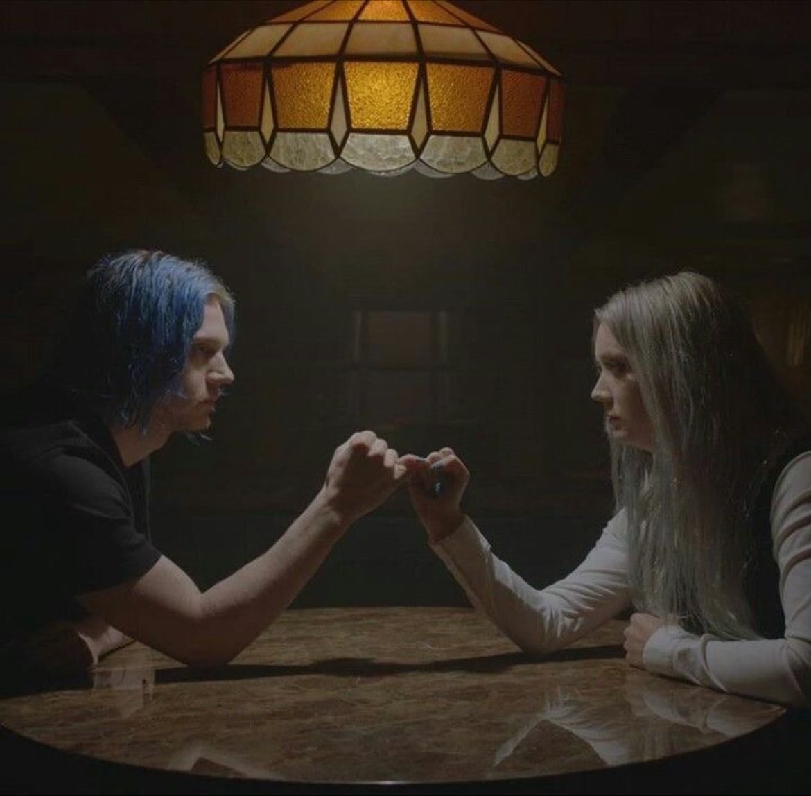 AHS Cult - Brad Falchuk, Ryan Murphy · 2011