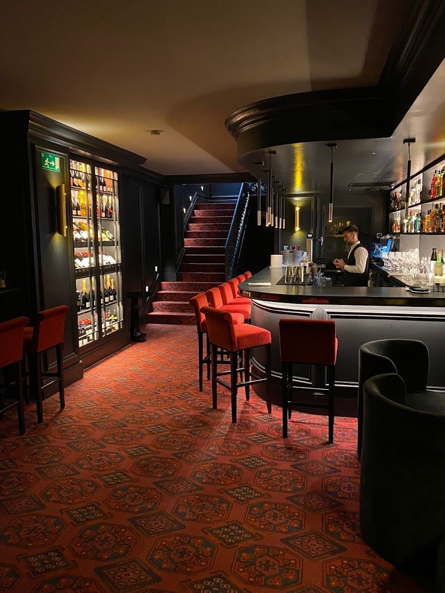 MAGERIT Cocktail Bar
