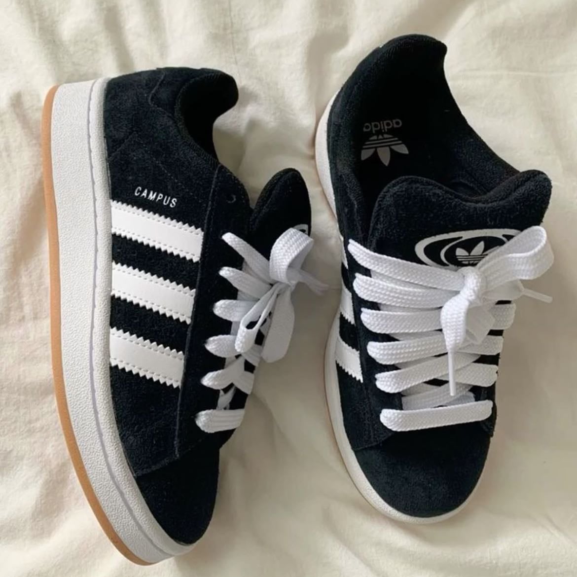 Adidas campus 00s black