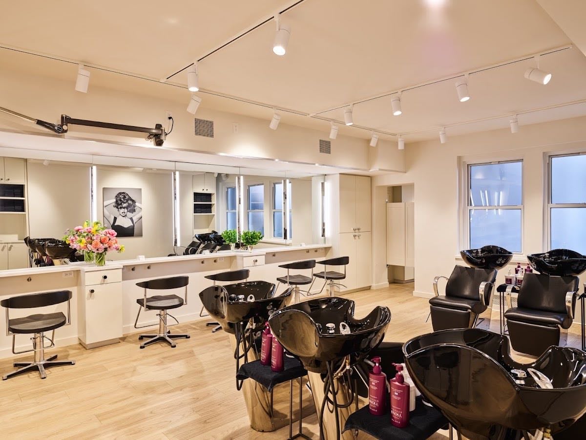 Stephen Knoll Ltd - Hair Salon