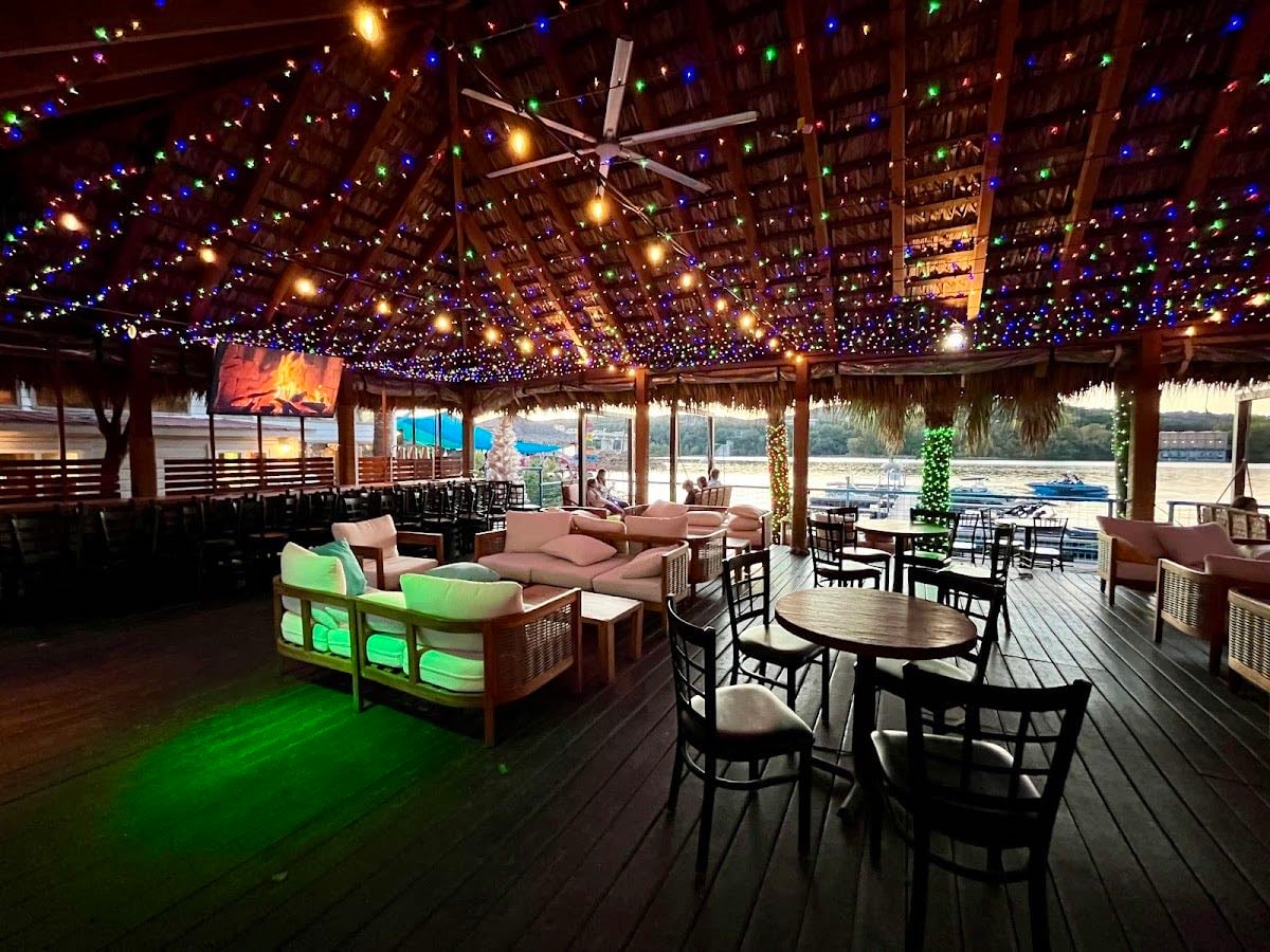 Hula Hut