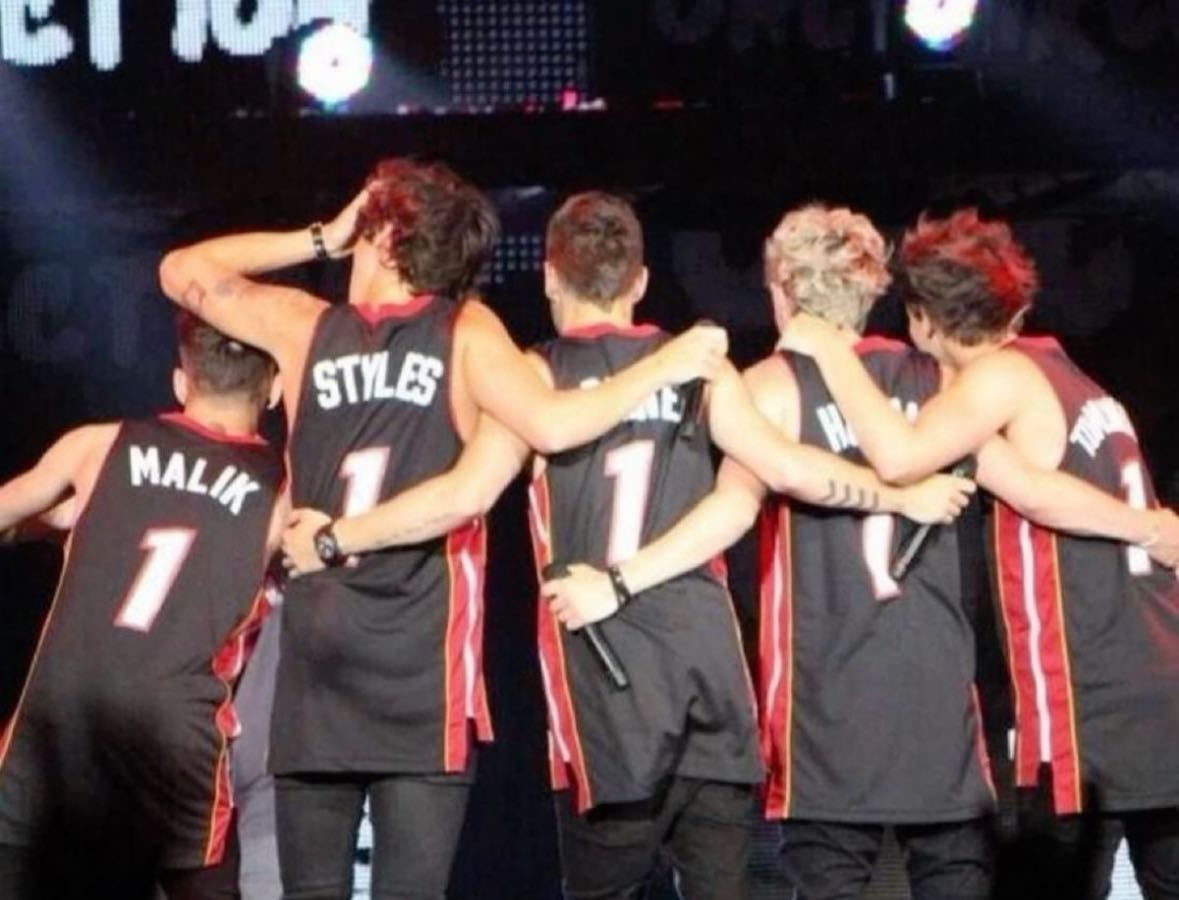 favorite 1D songs! ๐ซถ๐ป๐ท