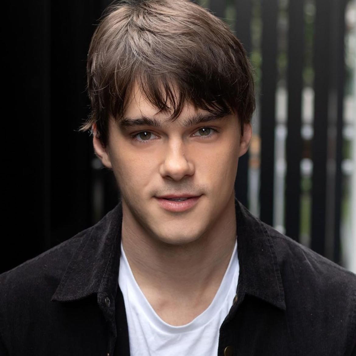 Mitchell Hope