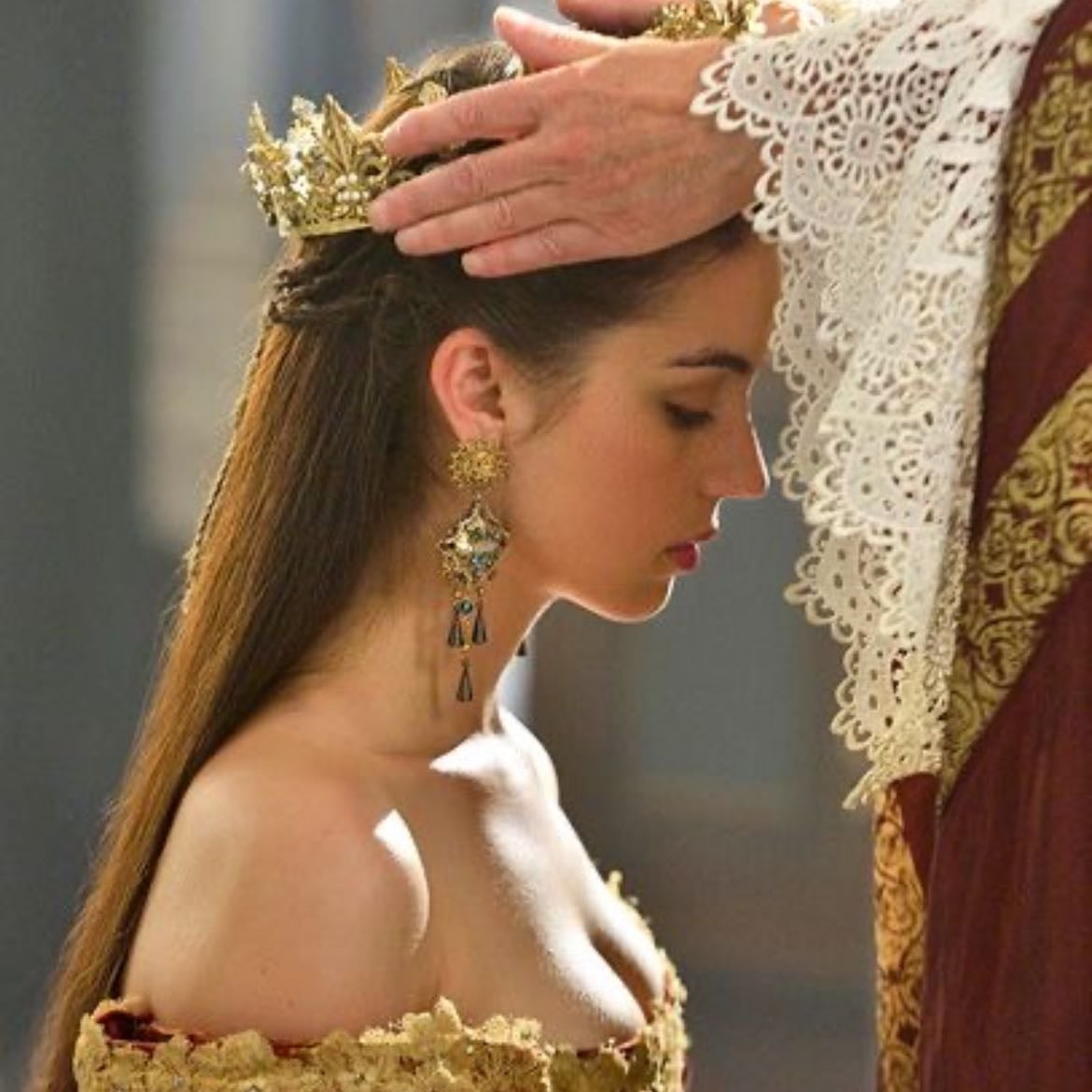 Reign - Laurie McCarthy, Stephanie Sengupta · 2013
