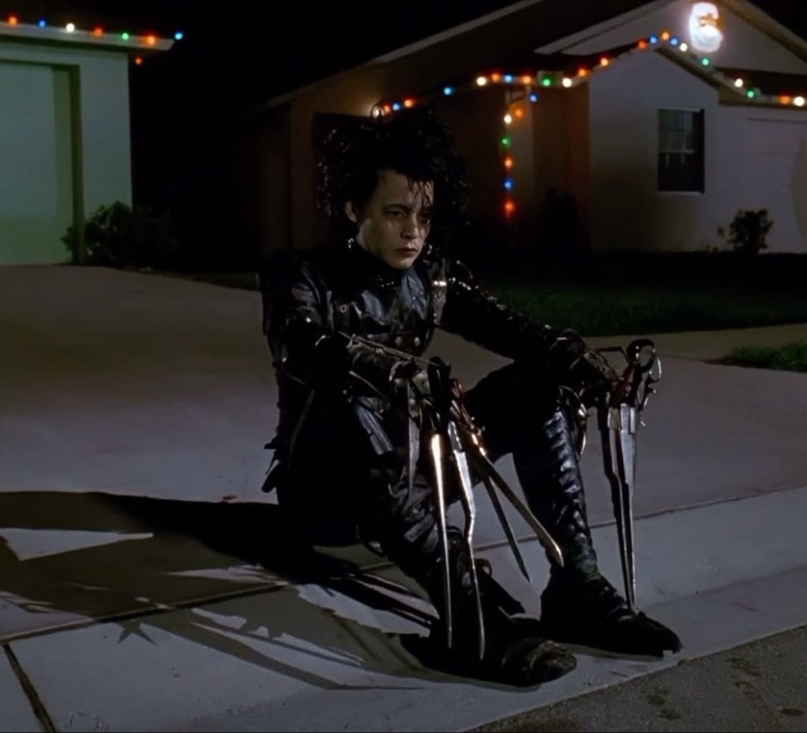 Edward Scissorhands - Tim Burton · 1990