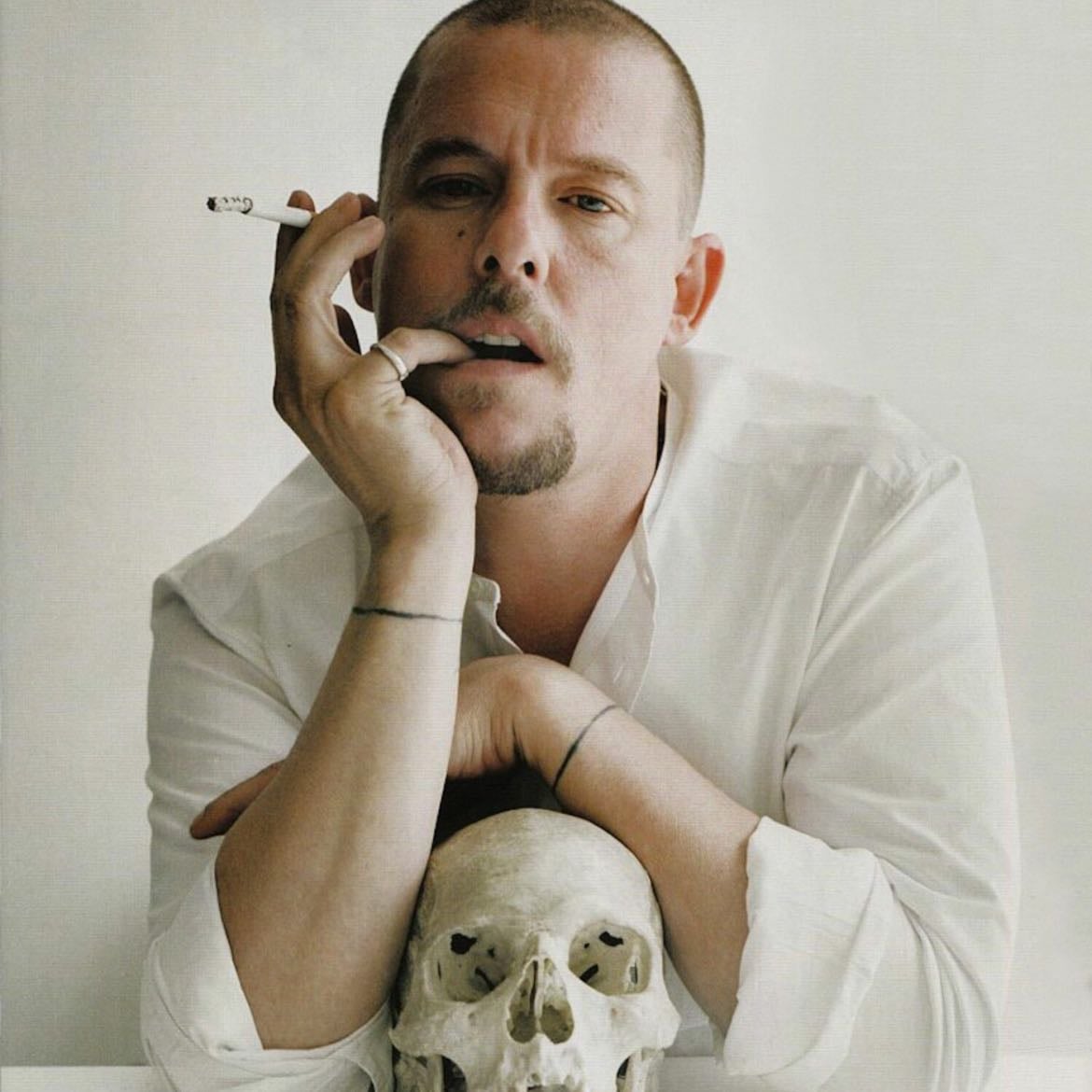 Alexander McQueen - Belleza en las oscuridad
