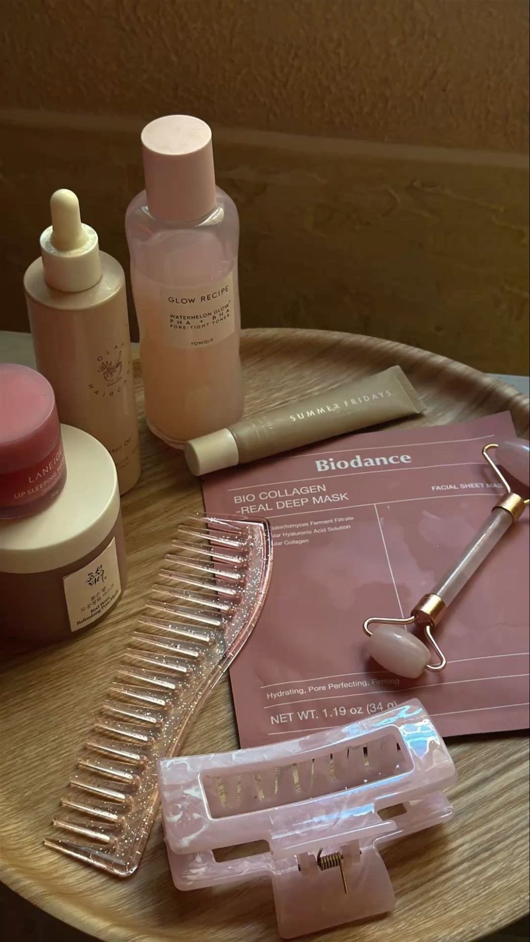 5:25 Skincare
