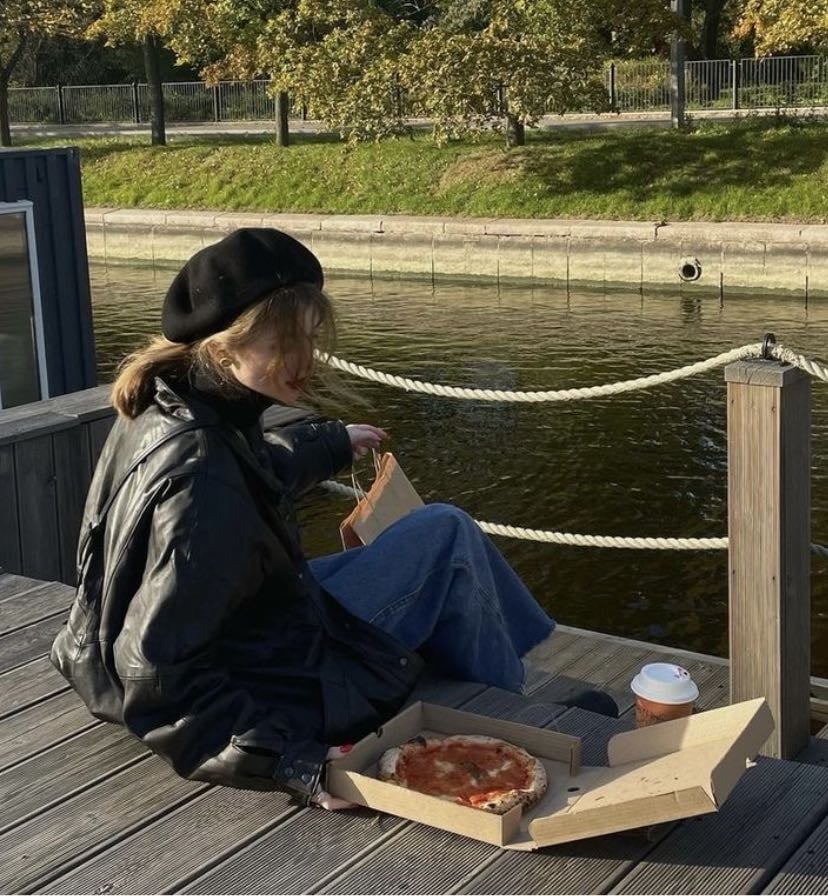 manger au bord de la seine