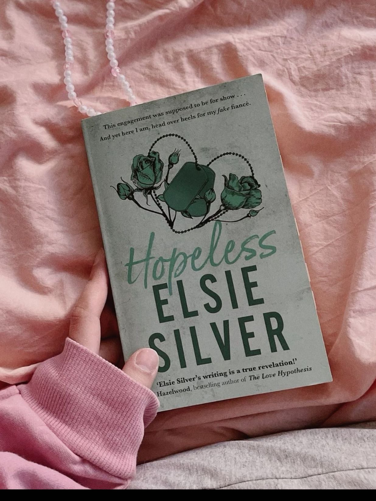 Hopeless: A Chestnut Springs Special Edition - Elsie Silver · 2023