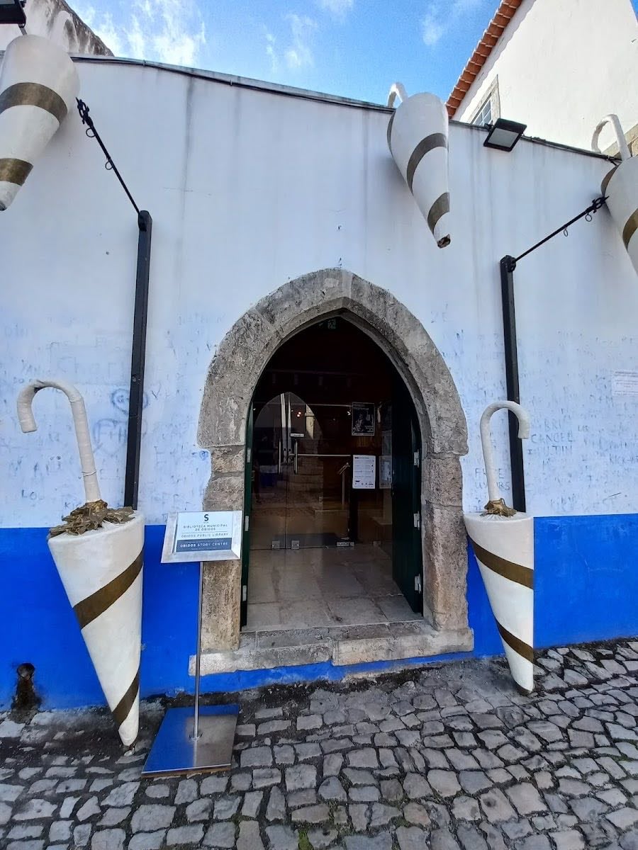 Casa José Saramago - Biblioteca de Óbidos