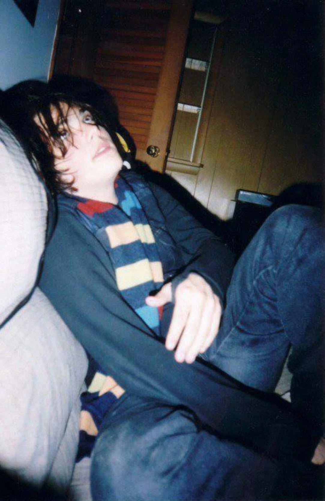 to steal a kiss from borrowed lips - frerard | dinner in america